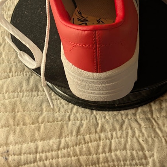 NEXT2NEW GENTLY USED K-SWISS SIZE  11.5 - Picture 5 of 5